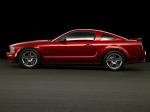 Ford Mustang GT 2005 года